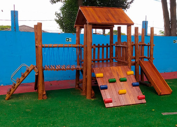 Fabricante Playground em Tronco de Eucalipto